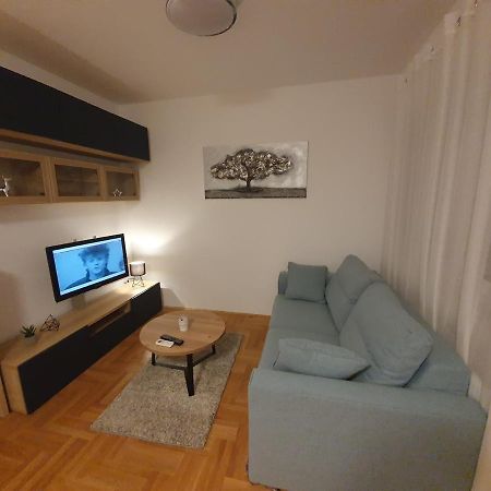 Apartman Luka Záhřeb Exteriér fotografie